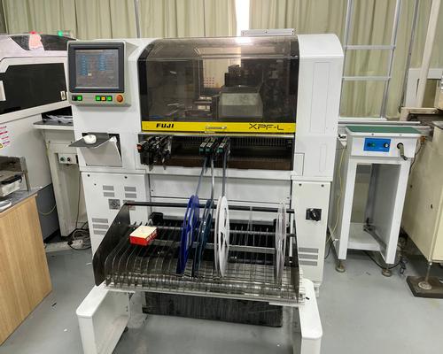 Fuji Fuji XPF-L/W SMT pick and place machine