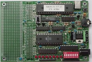 TS-3090 Embedded microcontroller systems in C and assembly kit