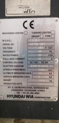  hyundai cnc lathe center＋SLU-3.2 Dia 52-200mm （L 300L C）chuck 15' L-1320mm（52'）