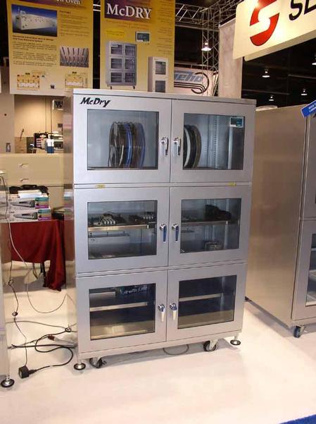 At the show, Seika will debut the MC-1002 PCB Storage Cabinet for the first time. The low-cost, high performance cabinet was developed to assist companies that are trying to conform to IPC-1601 August 2010 Printed Board Handling and Storage Guidelines. 