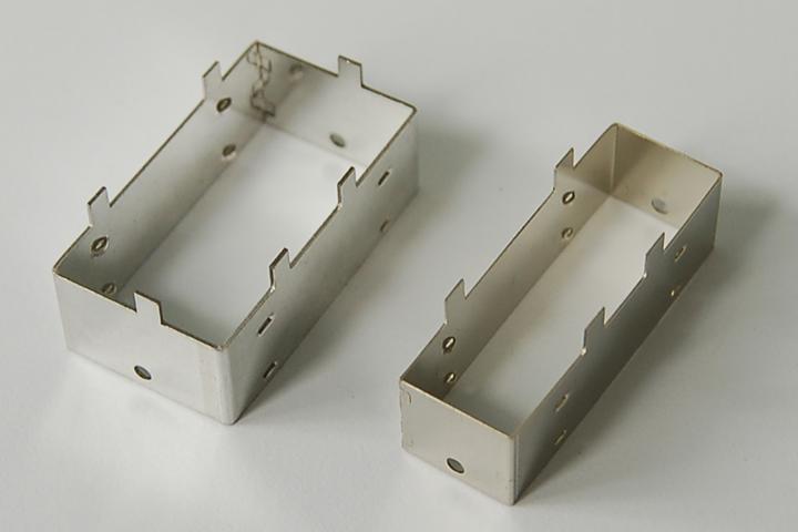 metal stamping RF EMI shielding cover for pcb mount from china
